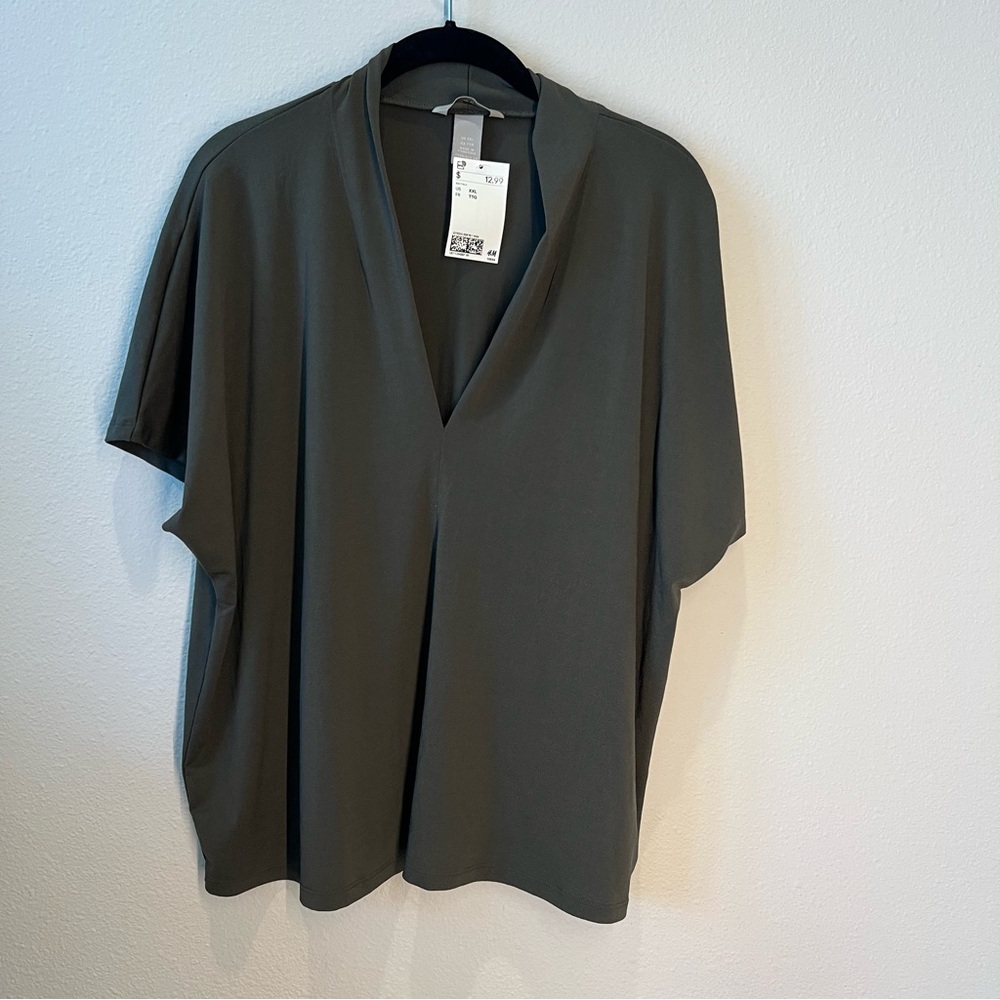 H&M stretchy knit top XXL - dark green